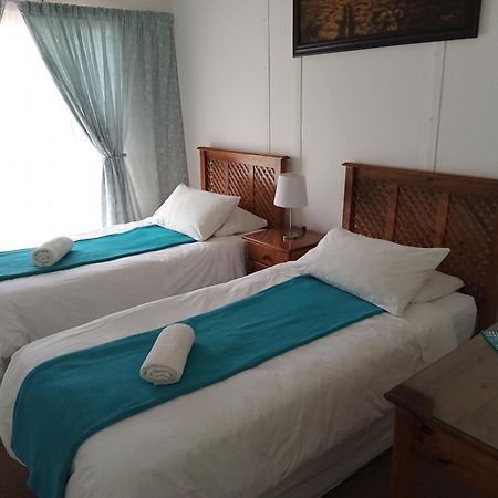 Sunrose Group Of Guesthouses Gariepdam Esterno foto