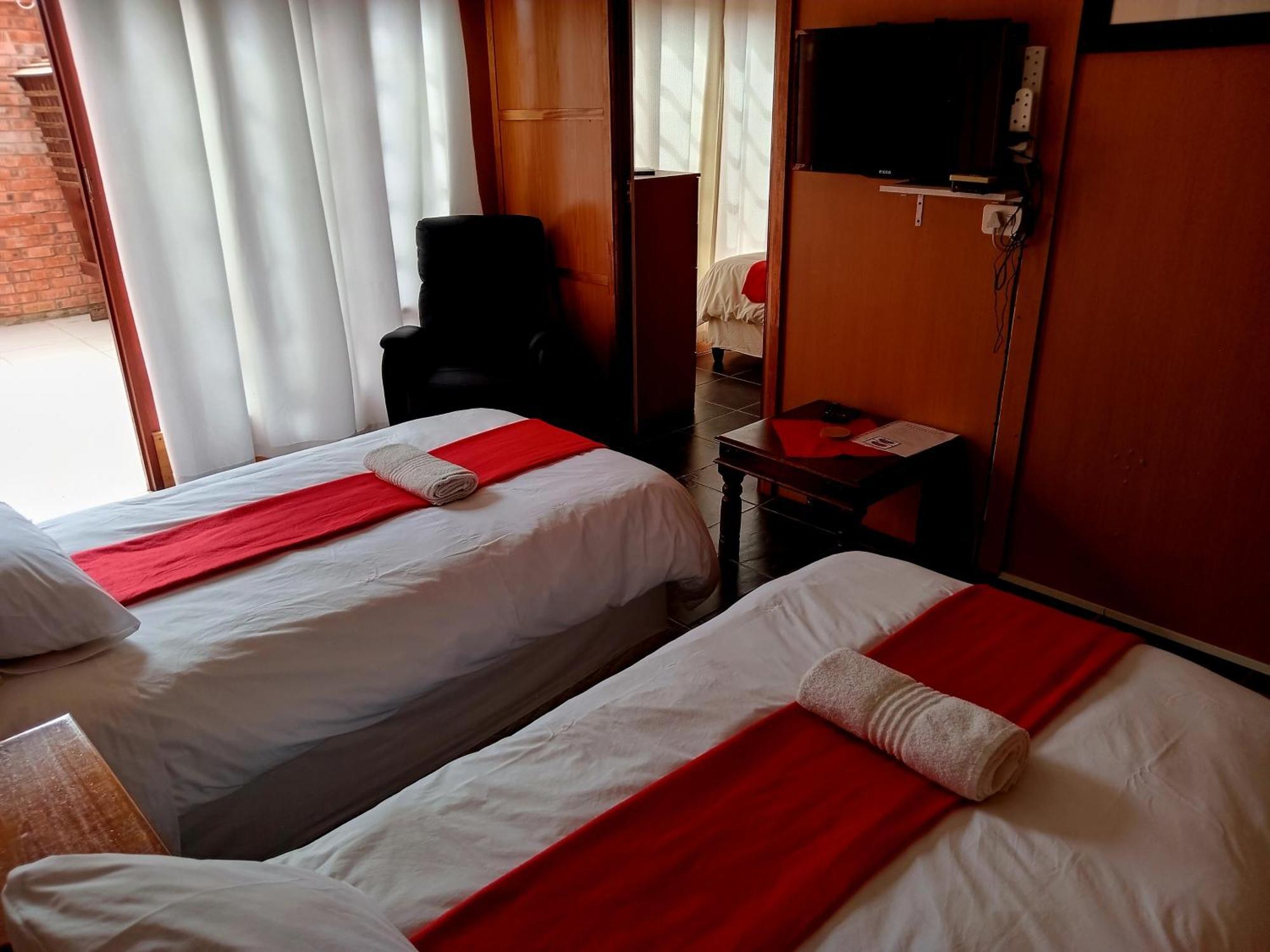 Sunrose Group Of Guesthouses Gariepdam Esterno foto