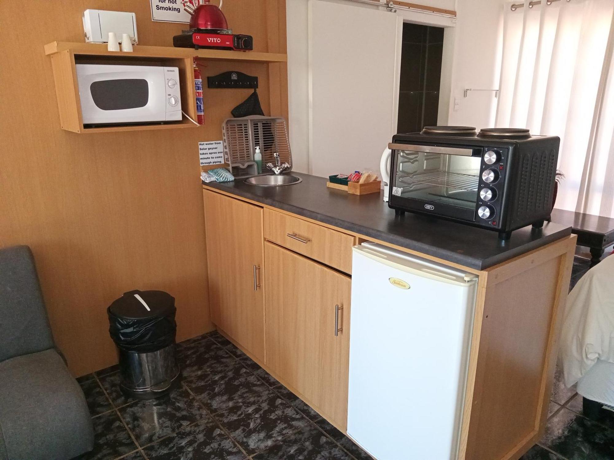Sunrose Group Of Guesthouses Gariepdam Esterno foto